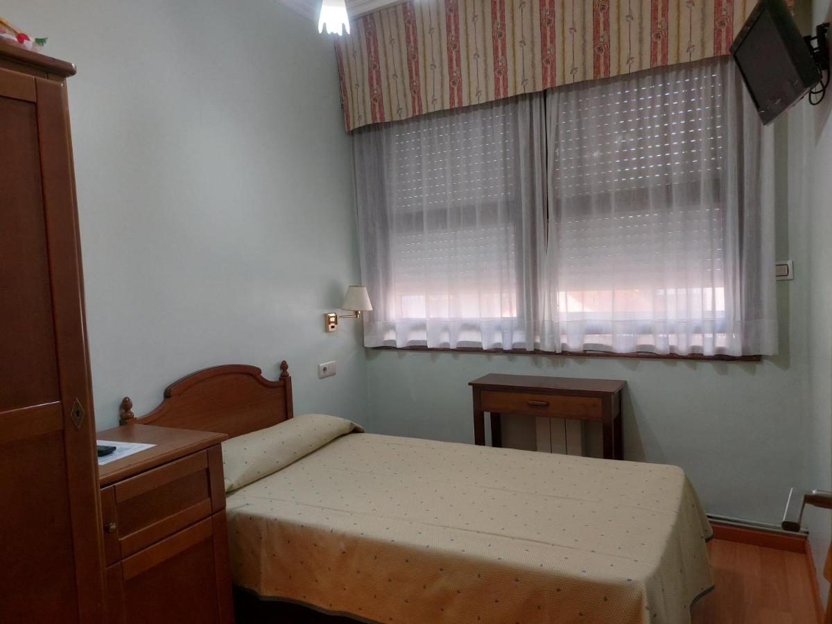 Hotel Chipen Vigo Bagian luar foto