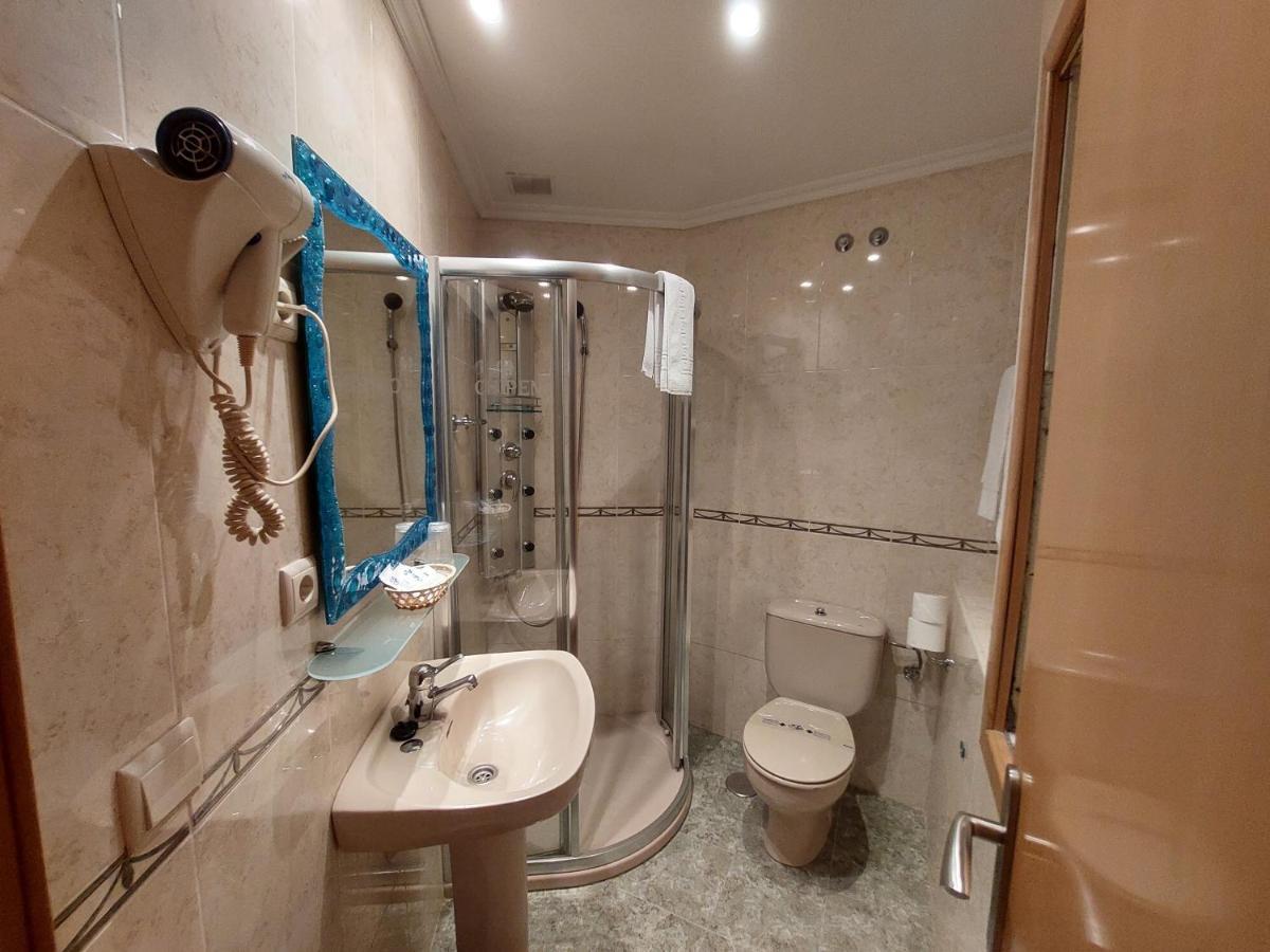 Hotel Chipen Vigo Bagian luar foto