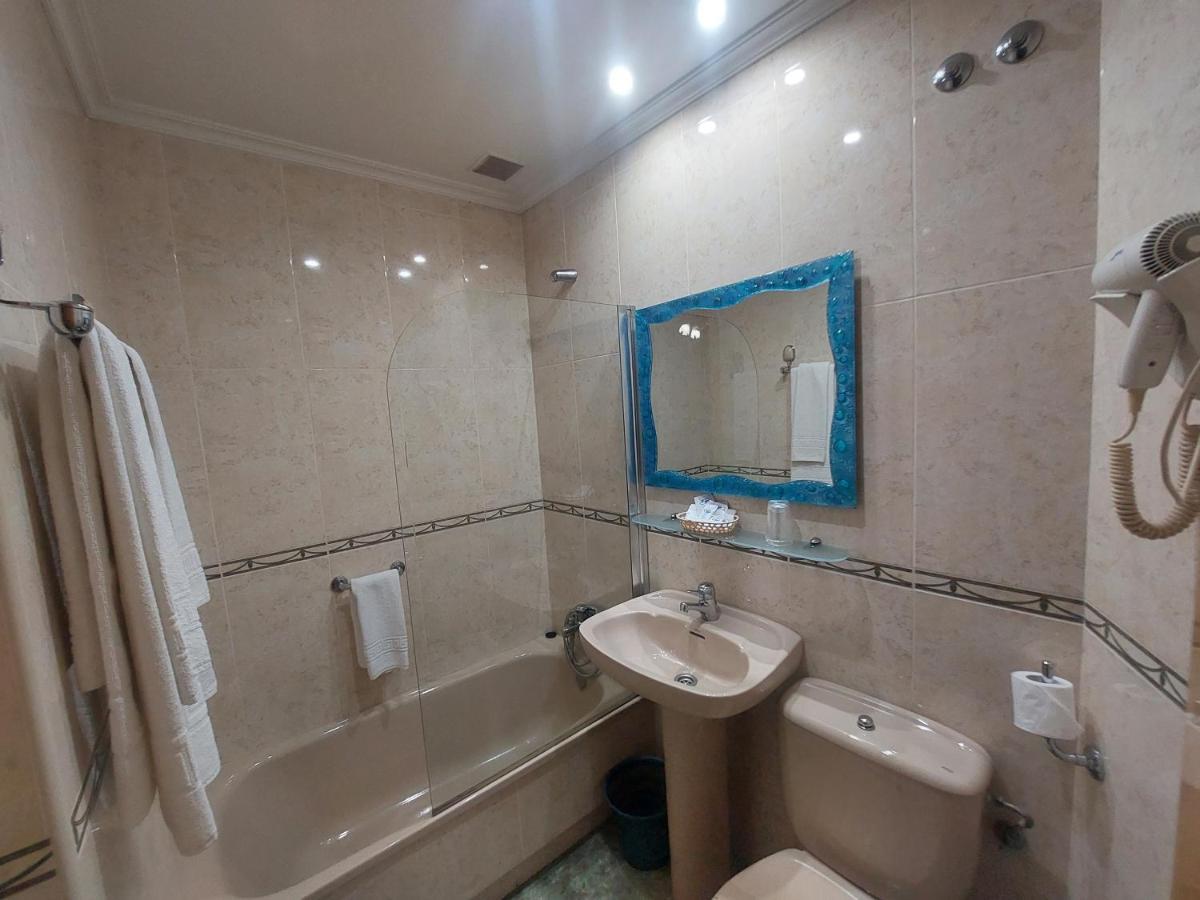 Hotel Chipen Vigo Bagian luar foto